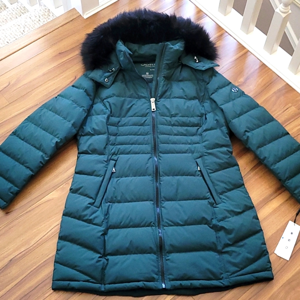 Nwt CALVIN KLEIN down parka *missing 1 snap*